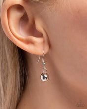 Load image into Gallery viewer, Paparazzi Malibu Moment - Red