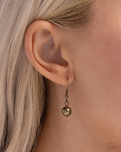 Load image into Gallery viewer, Paparazzi Hammered Horoscope - Brass