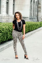 Load image into Gallery viewer, Paparazzi The Erika 2019 Zi Collection
