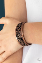 Load image into Gallery viewer, Paparazzi Vine Garden - Copper
