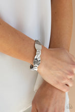 Load image into Gallery viewer, Paparazzi Absolutely Applique - Silver
